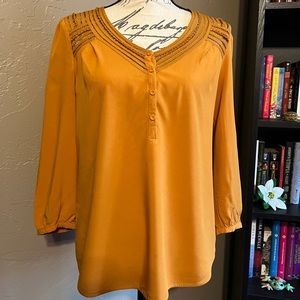 Women's Mustard Top